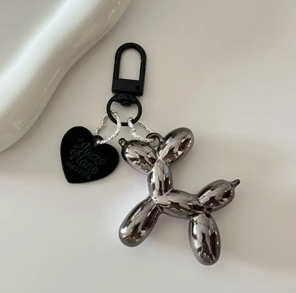 Balloon Dog Black Heart Ключодържател