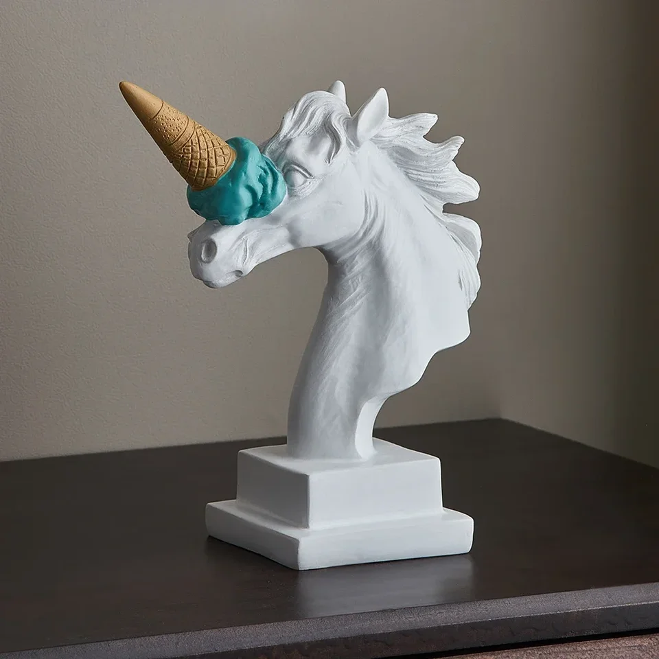 Unicorn Ice Cream Скулптура Синьо