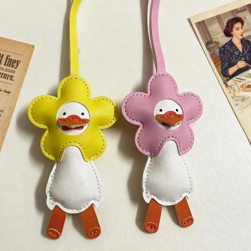 Daisy Duck Висулка