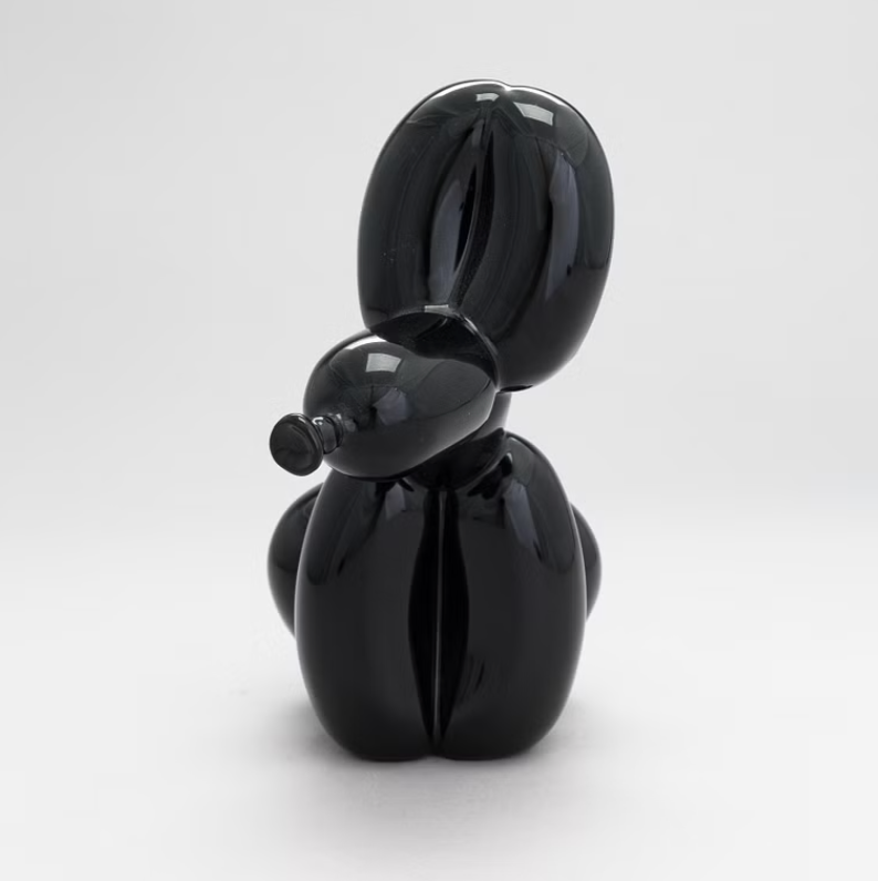 Pooping Dog черна фигурка